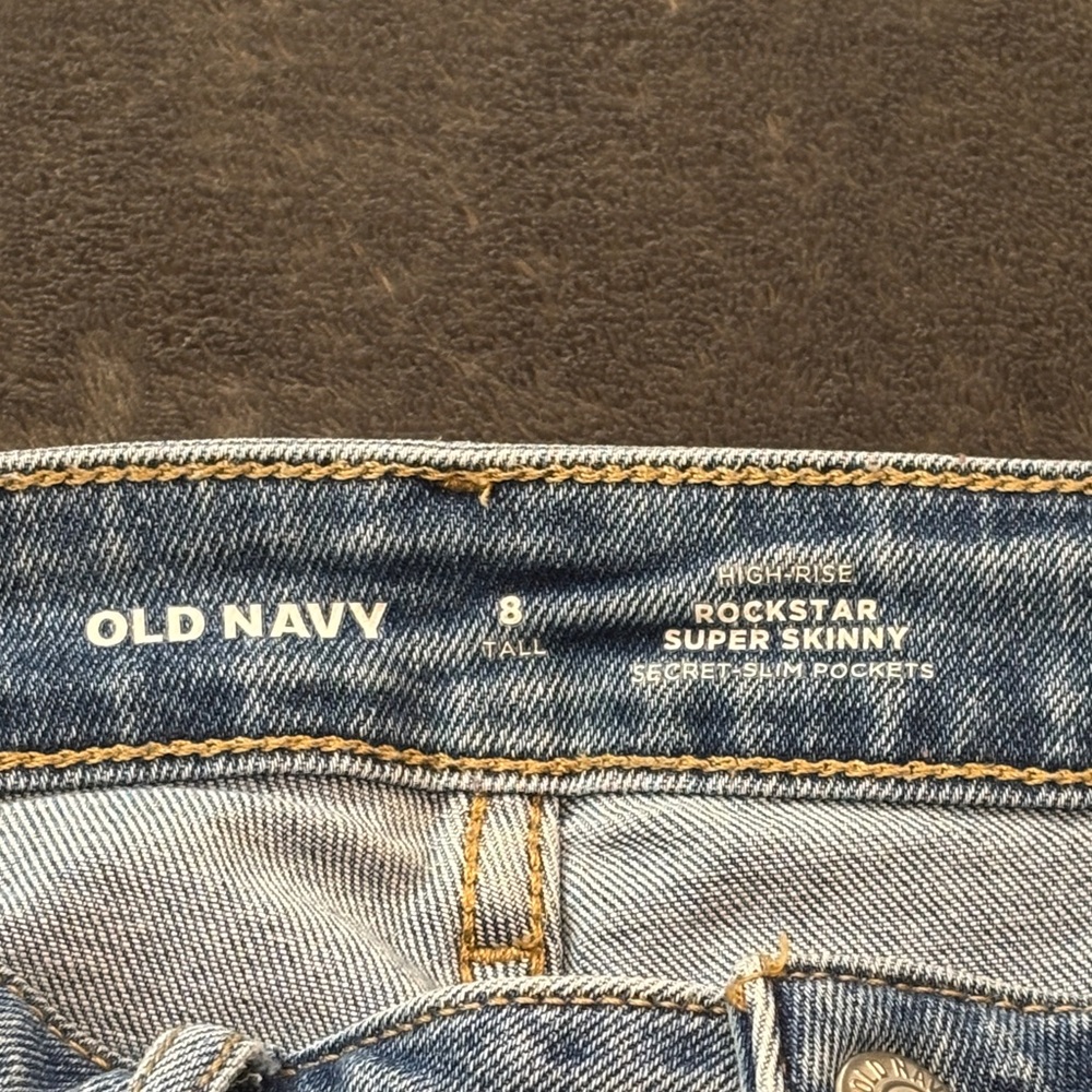 Old Navy Rockstar Super Skinny Jeans - - Picture 2 of 14